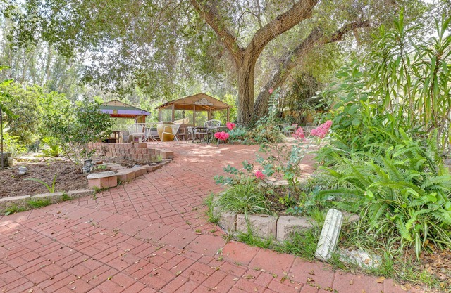 Cozy Escondido Escape Near Hiking & Downtown!