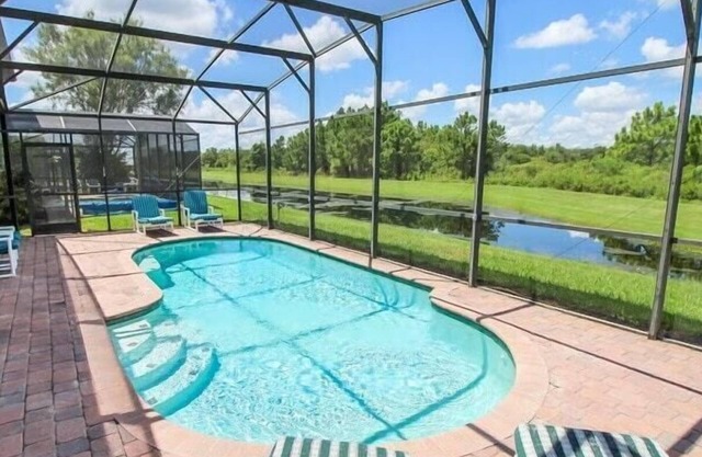 Cozy Family Retreat: Private Pool!