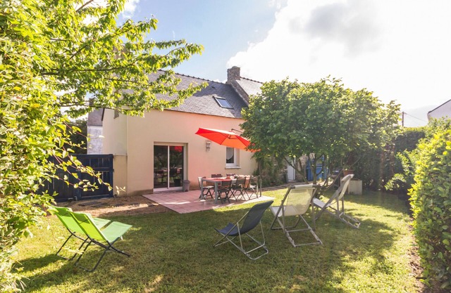 Cozy Gîte with Garden in Parc de Brière, 25km from La Baule & Guérande