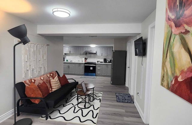 Cozy Hideaway in Peaceful Niagara Region