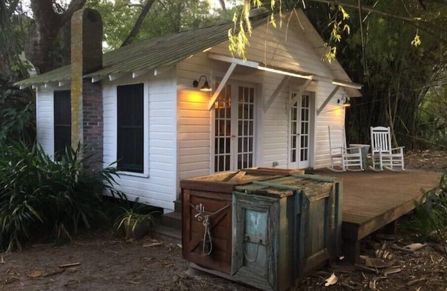 Cozy Historic Cottage on a Private Island/Real Old Florida/Close to Springs!