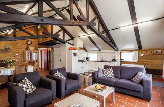 Cozy Holiday Home in Oisterwijk with Swimming Pool