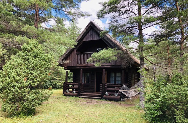 Cozy holiday house near the sea in Saaremaa island