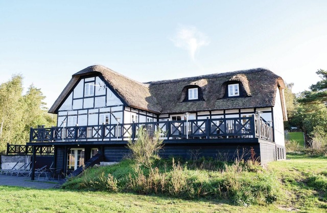 Cozy home in Ebeltoft with kitchen