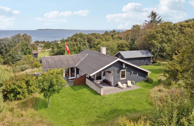 Cozy home in Fur with house sea view