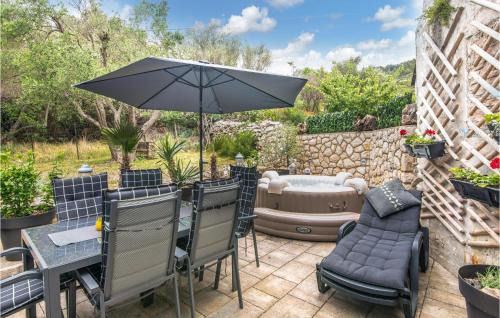 Cozy Home In Miholascica With Wifi