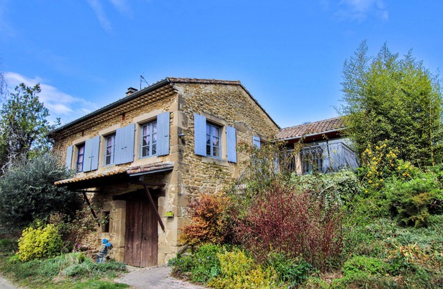 Cozy home in Montoison