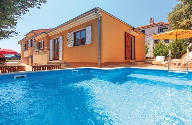 Cozy home in Pula with WiFi