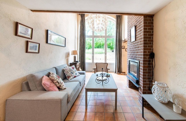 Cozy Home with Garden, Ennal