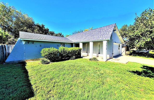 Cozy Home With Great Location and Amenities Sleeps 9