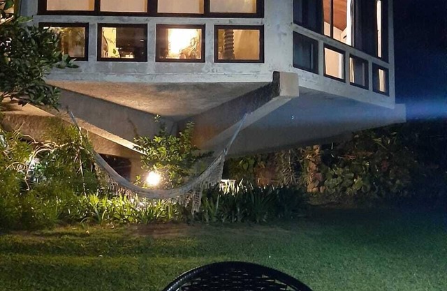 Cozy house, beautiful view, ideal for families and couples. OI FIBER INTERNET.