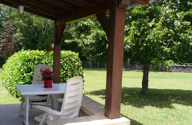Cozy house, near Eyzies, private garden, BBQ, perfect for hiking