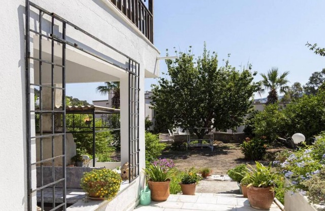Cozy House with Garden in Bodrum