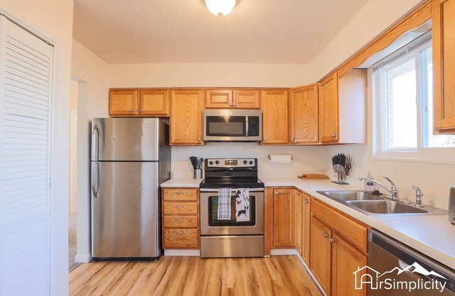 Cozy Inner-City Casita 2 BR Near Foothills/DT
