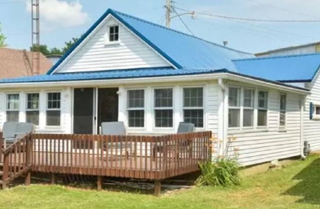 Cozy Lake Cottage, in the heart of Indian Lake