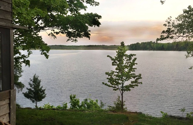 Cozy Lake Front Cabins perfect for summer, fall and winter