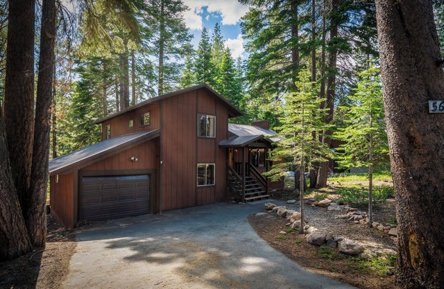 Cozy Lake Tahoe Cabin - Carnelian Bay
