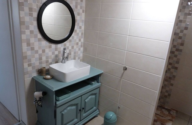 Cozy Loft Retreat by the Meuse: Terrace, BBQ, Bikes, Kids' Games, Near Verdun & Adventure Park