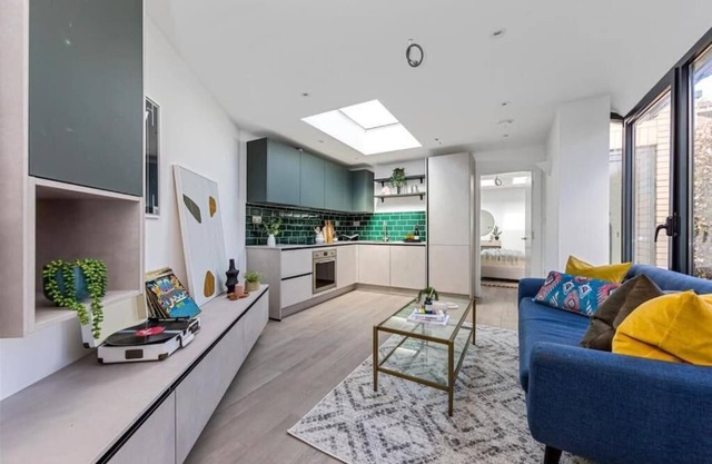 Cozy London House with Garden & Terrace | Near Westfield Stratford & Tube