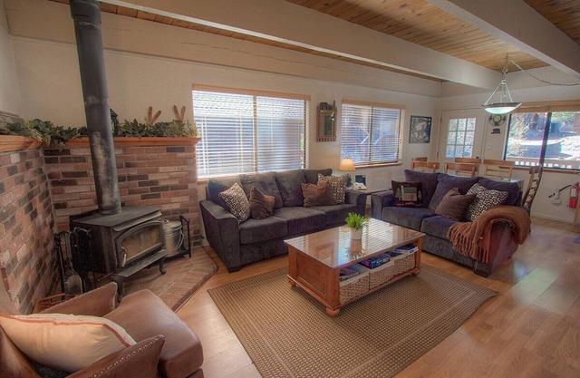 Cozy Mt. Hideaway | Adorable Tahoe A-Frame Cabin | IVH0622