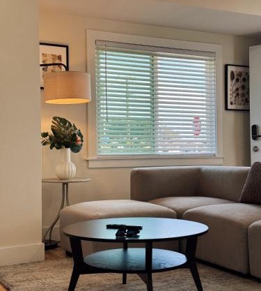 Cozy private room B in S Central LA