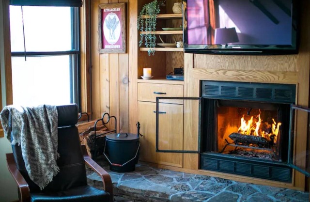 Cozy ski cabin in Canaan Valley nr ski resorts