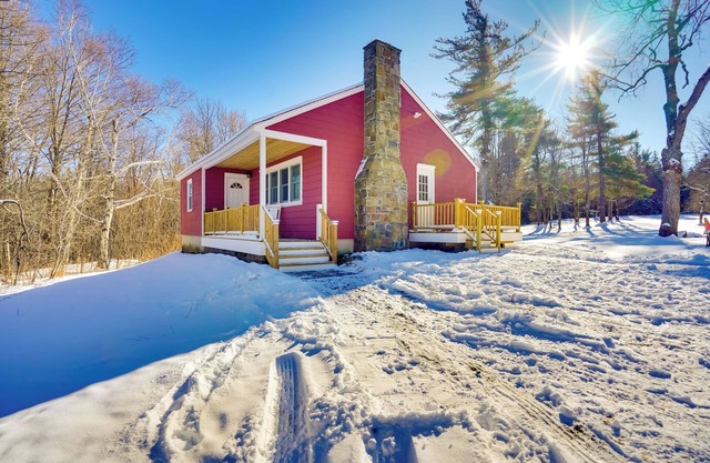 Cozy Southern Vermont Home w/On-Site Trails