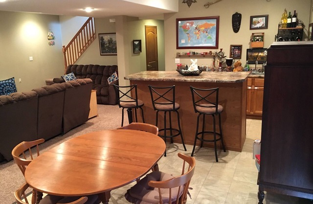 Cozy, spacious and child-friendly. Short walk to town