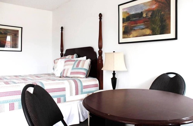 Cozy Standard Single Suites