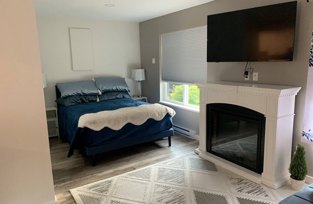 Cozy Studio Apartment in Qualicum BeachnAngels Inn Studio Apartment.