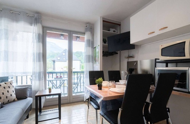 Cozy Studio Near Cable Car in Vielle Aure - Sleeps 4