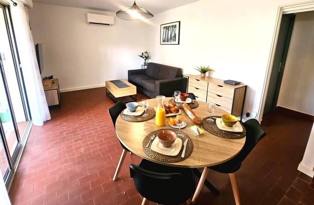 Cozy T2 with garden near the sea