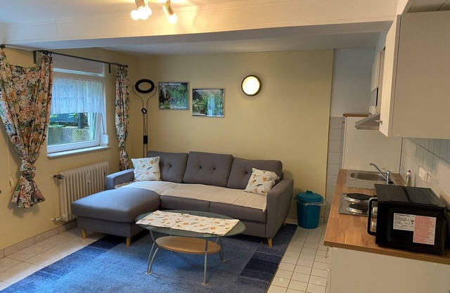 Cozy vacation apartment near Karlsruhe; very quiet; S-Bahn; WLAN; SAT