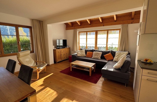 Cozy vacation apartment in Val Lumnezia GR with sunny seating area