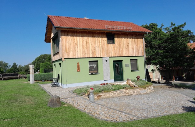 Cozy vacation home in a three-sided farm in Sora, Upper Lusatia fully equipped