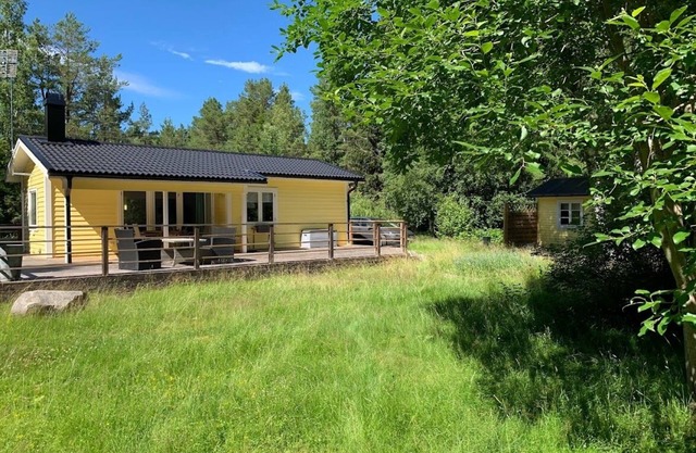 Cozy vacation home with large terrace, 8 min from the sea