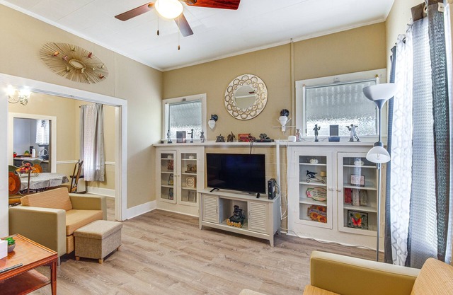 Cozy Vicksburg Home w/Patio ~ 1 Mi to Riverfront!
