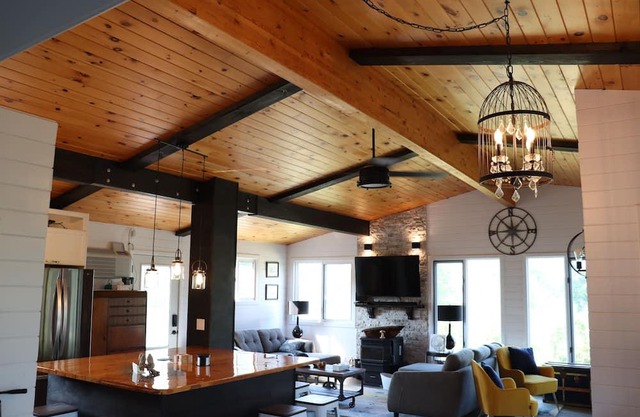 Cozy waterfront cabin with spectacular views and great open living space.