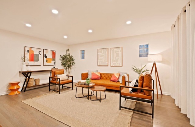 Cozy Westchester Retreat Near Chicago & Parks | LCP Collection