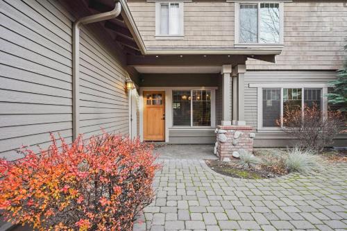 Craftsman style Awbrey Home