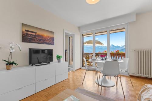 Crans-Montana - studio - 2 personnes - balcon avec superbe vue