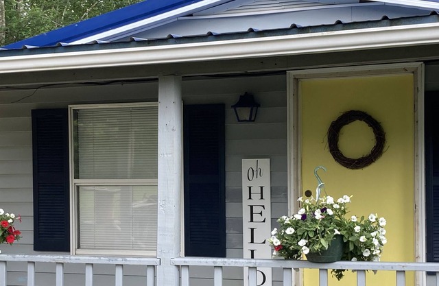 Creekside Cottage