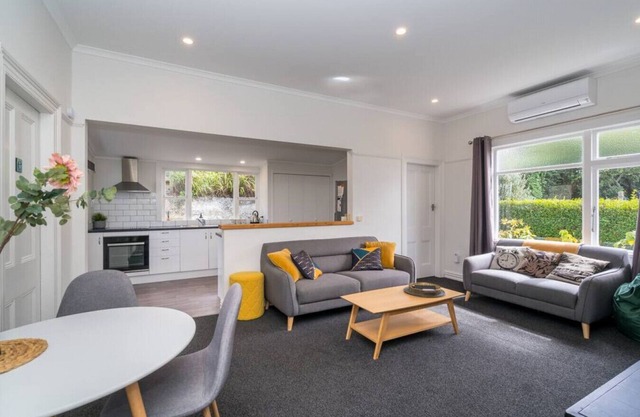 Crosby street- Magic on Mornington
