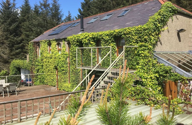 Crotlieve, Stunning Eco Barn conversion for that Wonderful Holiday in Ireland