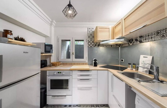 Crystal Farm Residence - 3 Rooms for 4 People