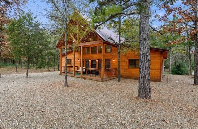 Crystal Moon - Hot Tub, Firepit, Cornhole, Hammock