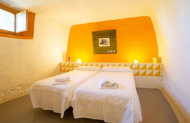Cuevas Rurales Bardeneras (ALONDRA) terrace, for 4 - 5 people