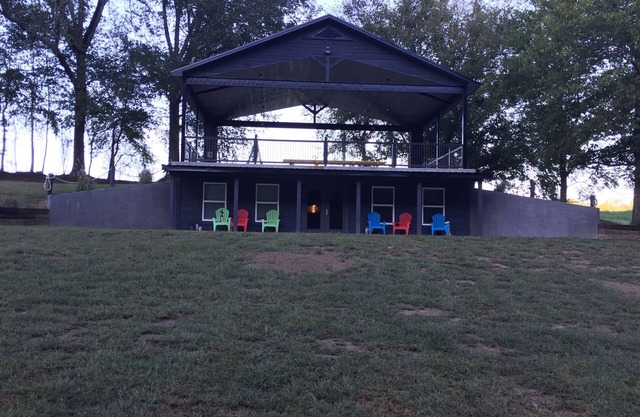Cumberland River Cabin Rental