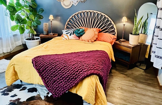 Cute apartment in the heart of downtown