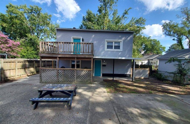 Cute, newly finished in Hampton
